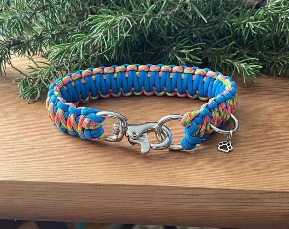 Fits 12.5 in. Neck Size, King Cobra Paracord Dog Collar